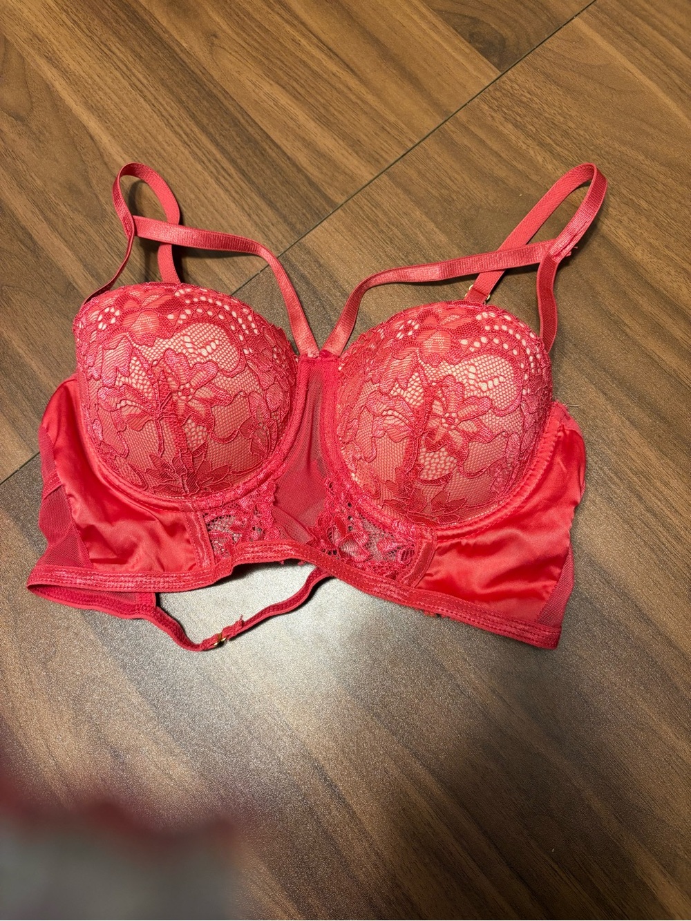 Frederick's of Hollywood Hot Pink Lace Push-up Bra in Size Small